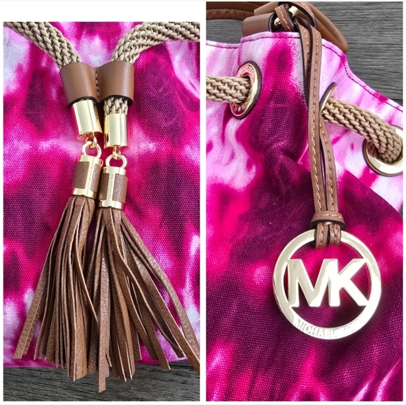 MICHAEL KORS MARINA Large Gathered Pink Tie-Dyed Canvas Drawstring Tassel Bag - Picture 6 of 16